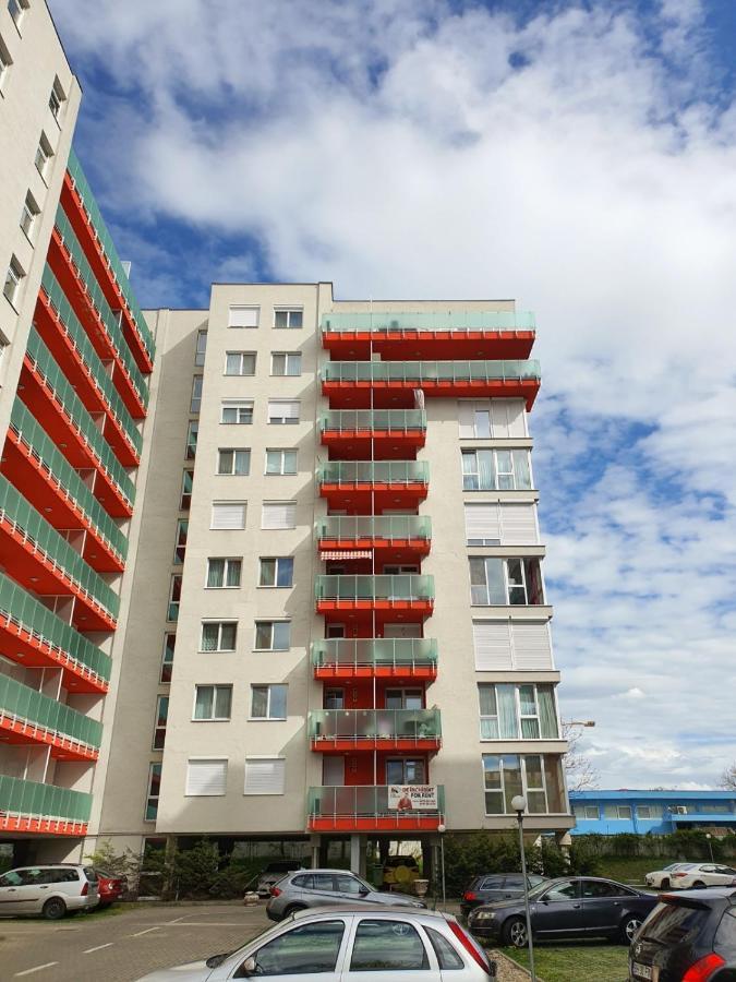 Royal Central Apartament Apartment Oradea Exterior photo